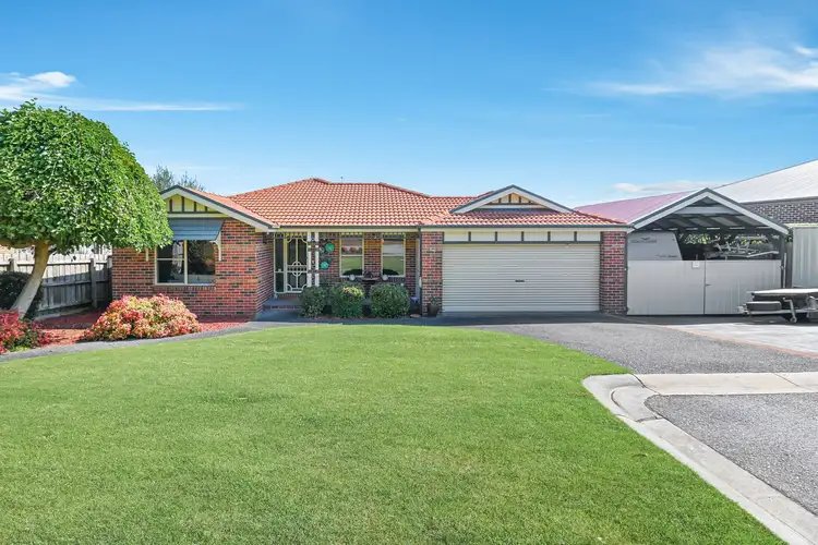 12 Pheasant Court, Berwick VIC 3806