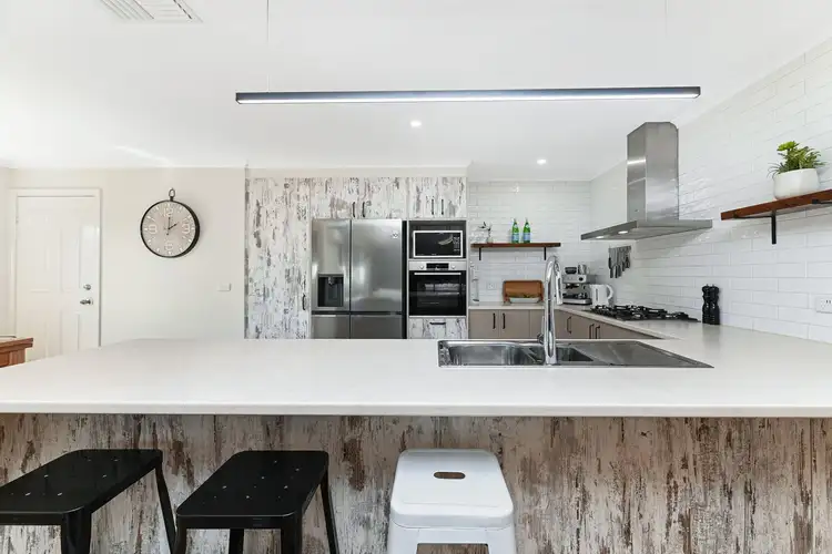 Fifth view of Homely house listing, 12 Pheasant Court, Berwick VIC 3806