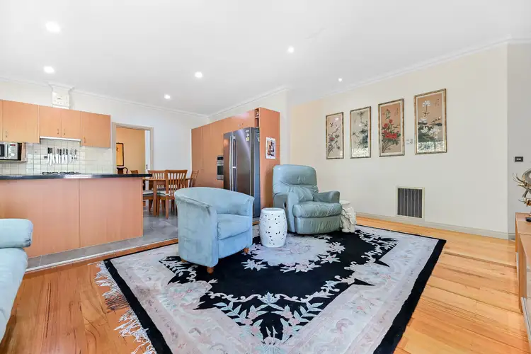 Fifth view of Homely unit listing, 2/28 Russell Crescent, Mount Waverley VIC 3149