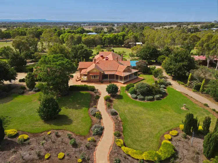 241 Farnell Street, Forbes NSW 2871