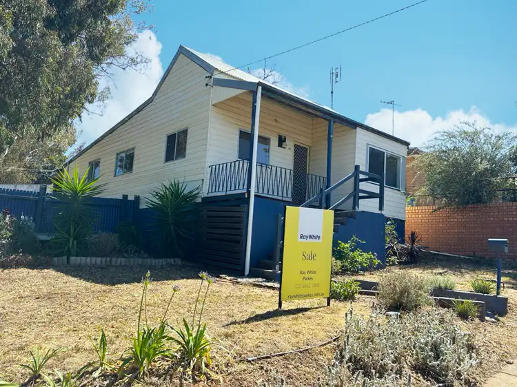 28 Forster Street, Parkes NSW 2870