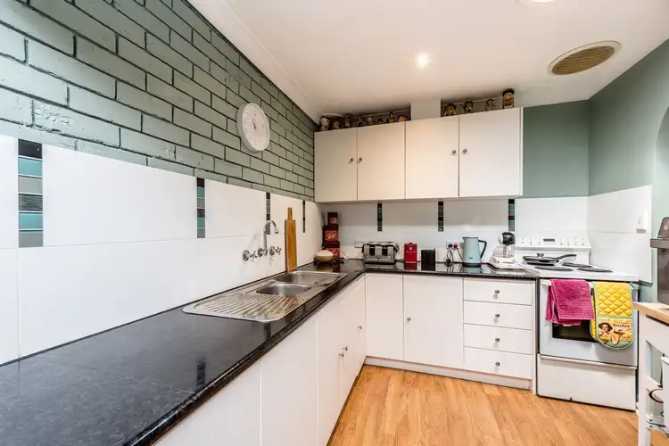 Fifth view of Homely unit listing, 8/7 Hadda Way, Mahomets Flats WA 6530