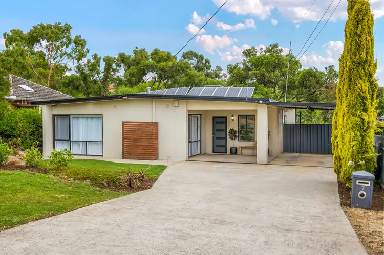 7 Billabong Road, Para Hills SA 5096