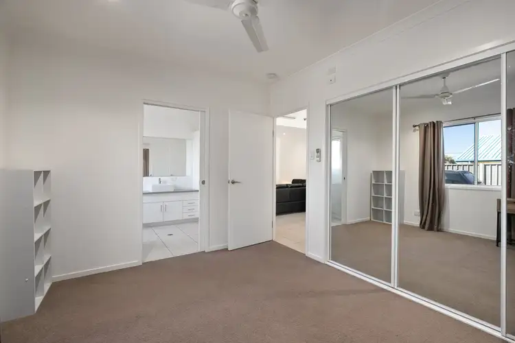 Seventh view of Homely villa listing, 16/55a Gray Street, Emerald QLD 4720