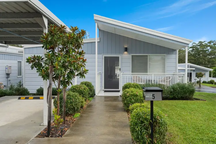 5 Sea King Place, Nowra NSW 2541