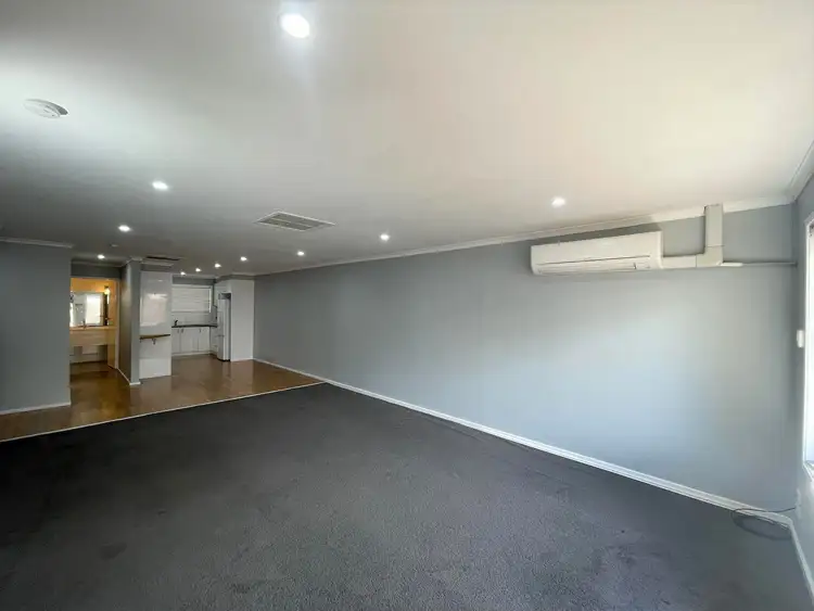 Fifth view of Homely unit listing, 2/17 Doongara Street, Griffith NSW 2680