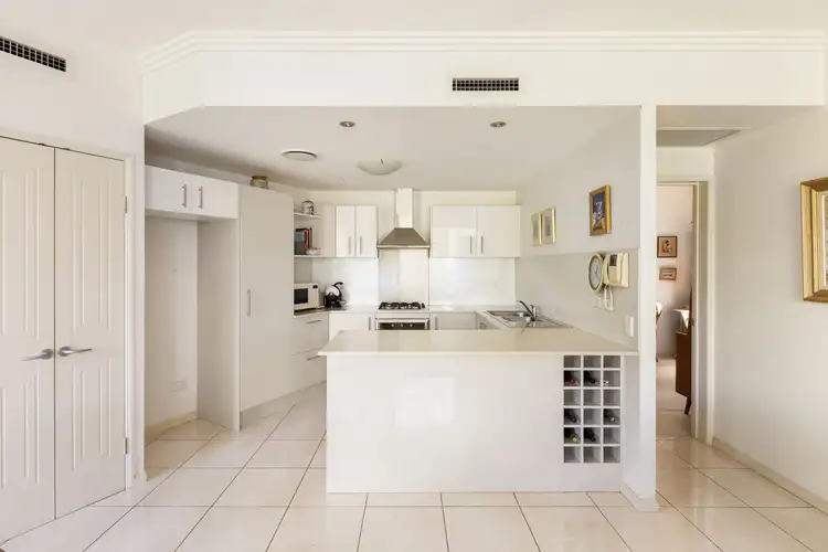 Fourth view of Homely unit listing, 4/36-40 Underhill Avenue, Indooroopilly QLD 4068