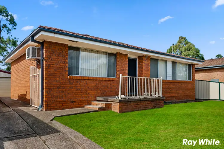 4 + 4a Durward Street, Dean Park NSW 2761