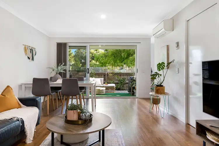 4/4 Sunshine Court, Maroochydore QLD 4558