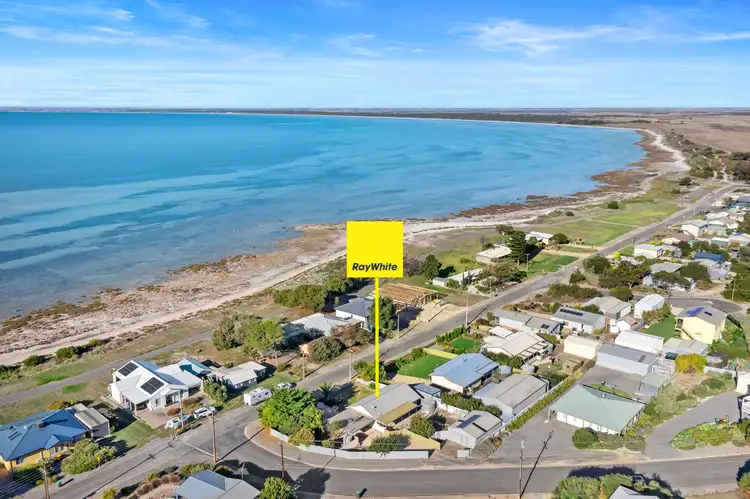 76 Esplanade, Point Turton SA 5575