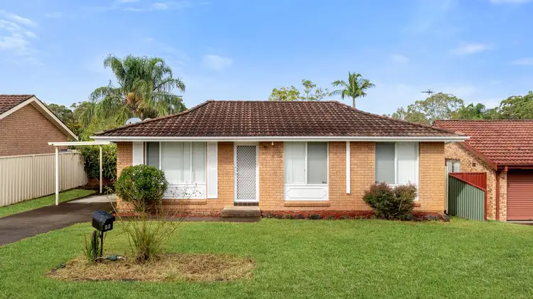 39 Woodland Road, St Helens Park NSW 2560