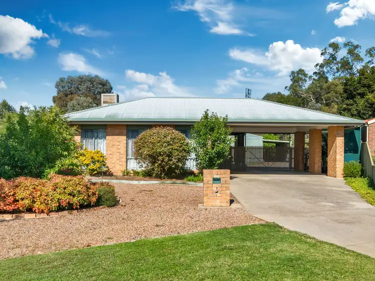 7 Regency Court, Benalla VIC 3672