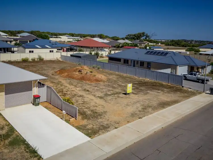 16 Donegal Street, Utakarra WA 6530