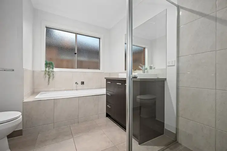Fifth view of Homely house listing, 41 Keira Circuit, Werribee VIC 3030