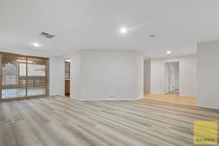 Fourth view of Homely house listing, 2 Windle Court, Truganina VIC 3029