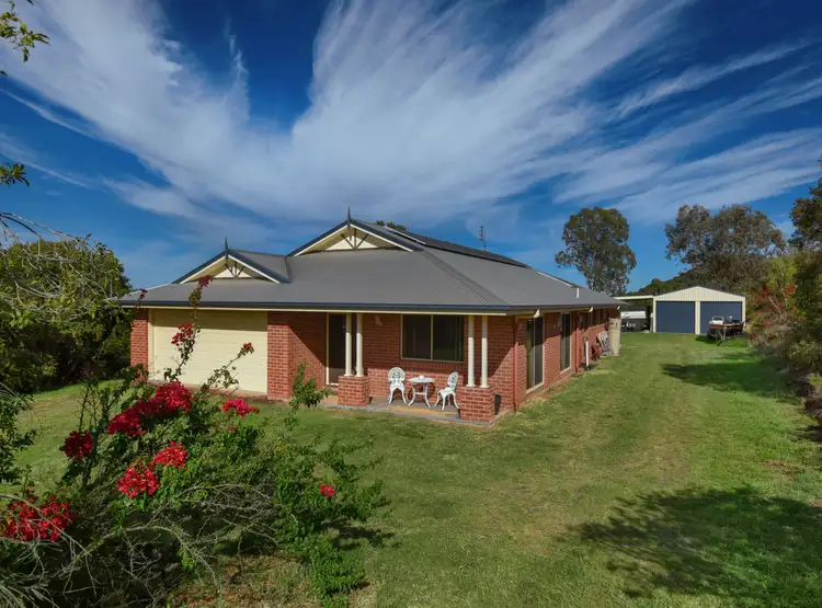 3 Paspalum Court, Meringandan West QLD 4352