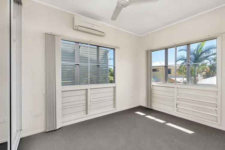 Sixth view of Homely house listing, 3 Dearden Place, Emerald QLD 4720