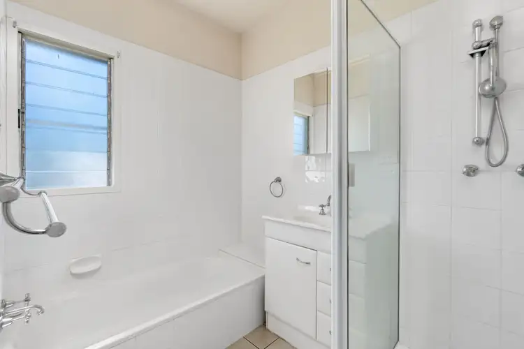 Seventh view of Homely house listing, 3 Dearden Place, Emerald QLD 4720