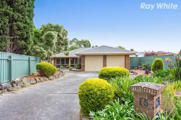 15 Jenola Parade, Wantirna South VIC 3152