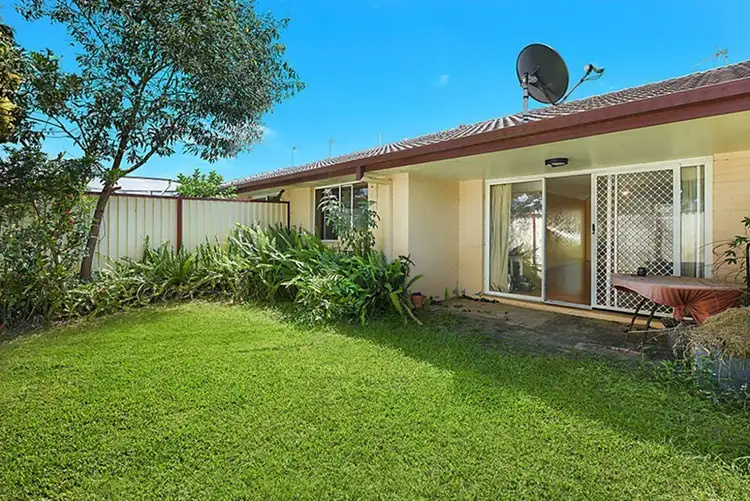 135/128 Benowa Road 'Sun Village', Southport QLD 4215