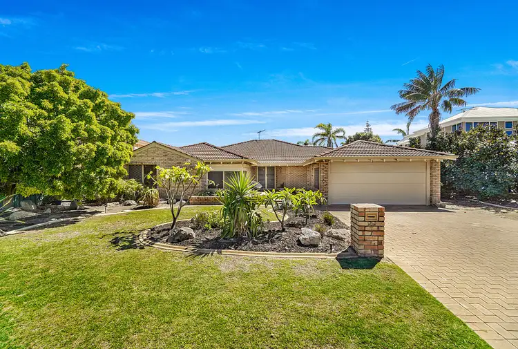 7 The Spit, Kallaroo WA 6025