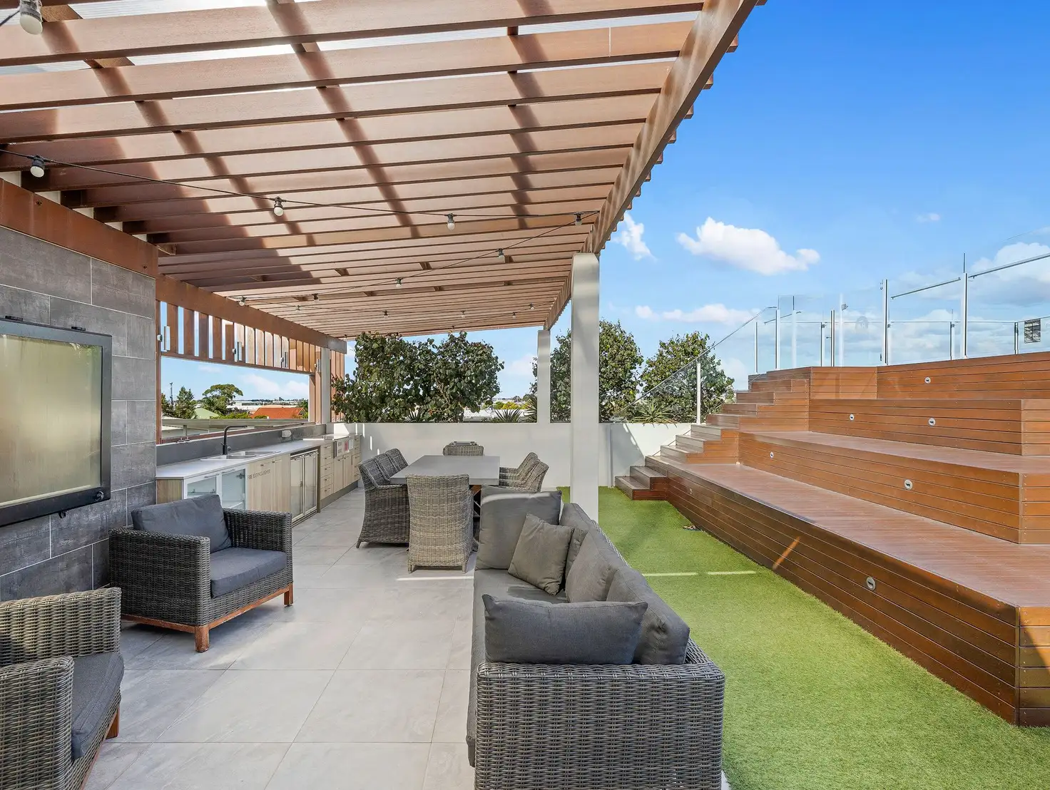Main view of Homely unit listing, 105/25 Onslow Street, Ascot QLD 4007