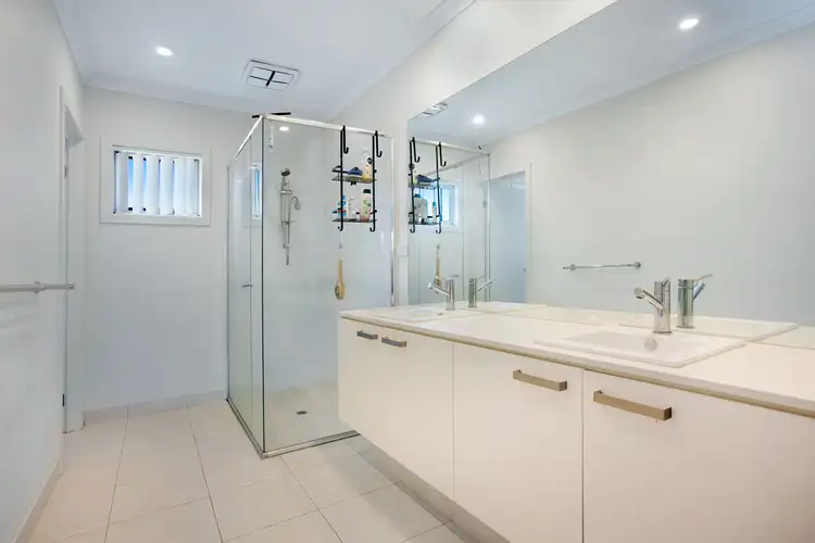 Fifth view of Homely house listing, 5 Image Walk, Coburg North VIC 3058
