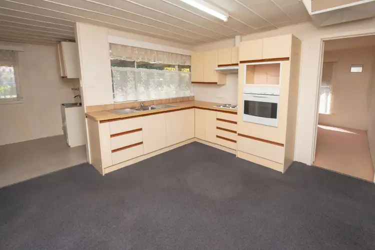 Sixth view of Homely house listing, 2 Werril Street, Swan Hill VIC 3585