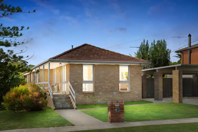 14 McMurtry Way, Frankston VIC 3199
