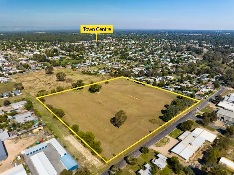 Gay Street, Benalla VIC 3672