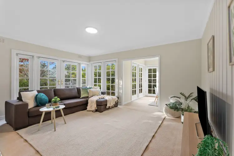 Fifth view of Homely house listing, 10 Clifford Court, Forest Hill VIC 3131