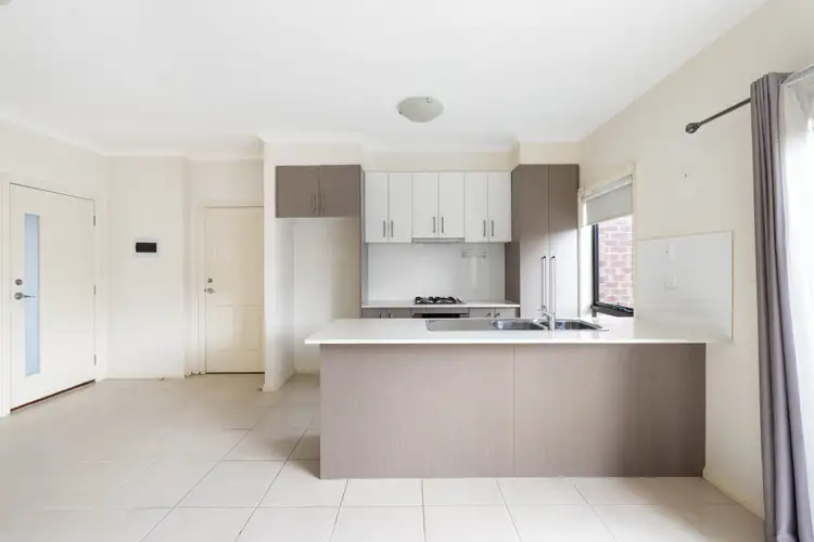 Fourth view of Homely townhouse listing, 2/17 Hilda Street, Glenroy VIC 3046