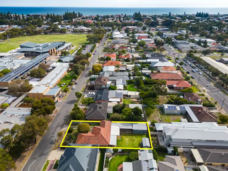 30 Lawrie Street, Henley Beach SA 5022