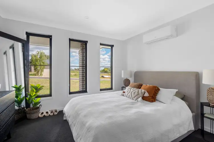 Fifth view of Homely house listing, 7 Pera Crescent, Warwick QLD 4370