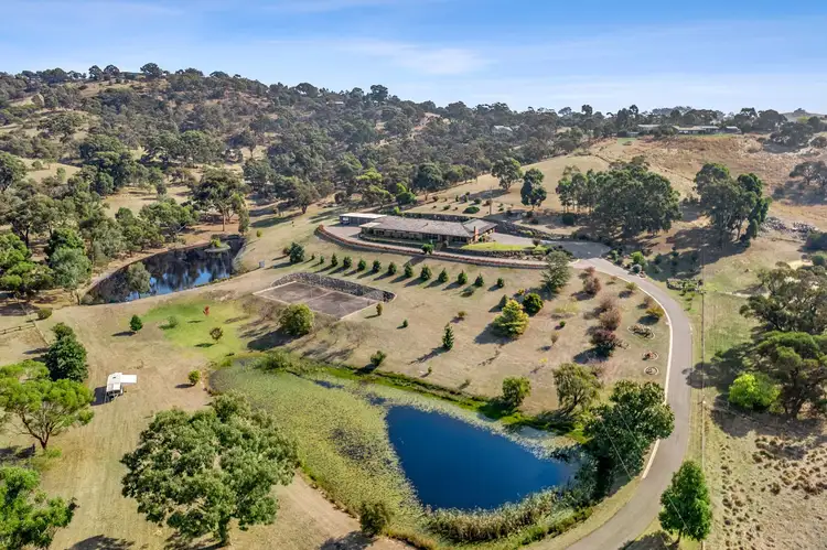 16 Mount Chalambar Court, Ararat VIC 3377