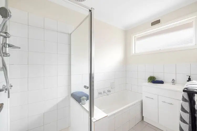 Fifth view of Homely unit listing, 1/10-12 Edgar Street, Hadfield VIC 3046