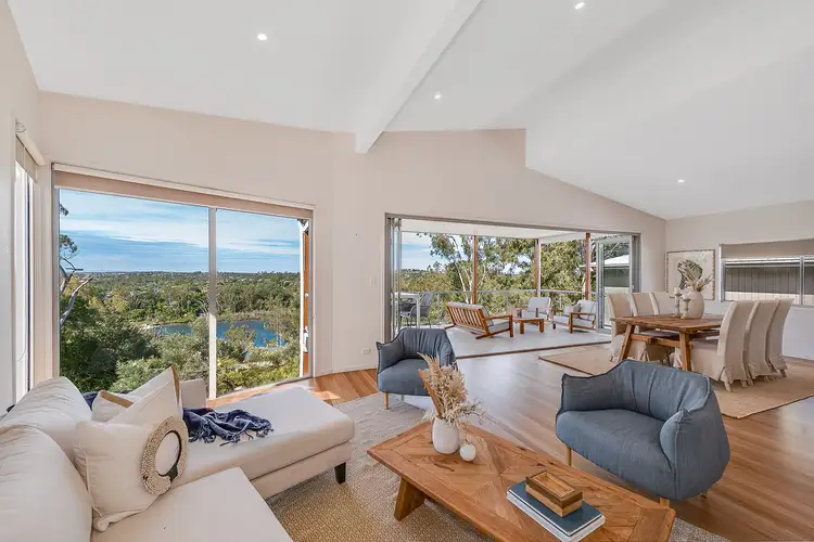 36 Sunset Road, Kenmore QLD 4069