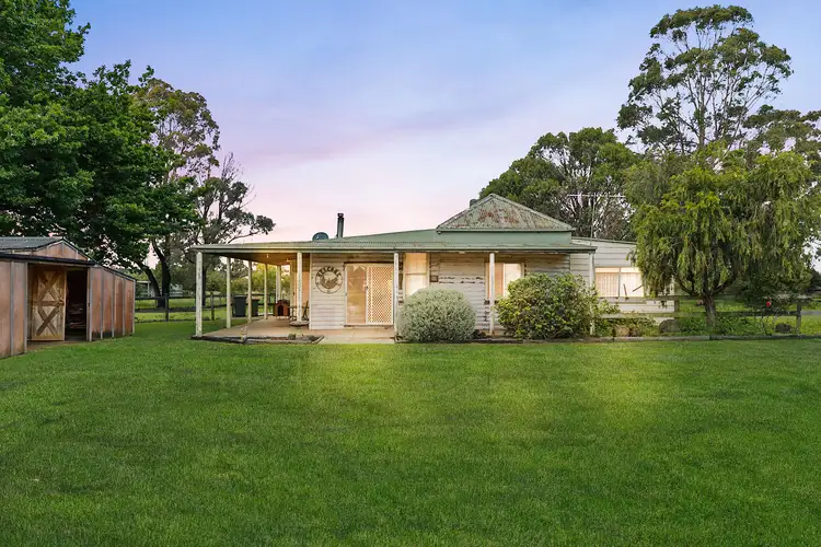12 Corduroy Road, Longwarry VIC 3816