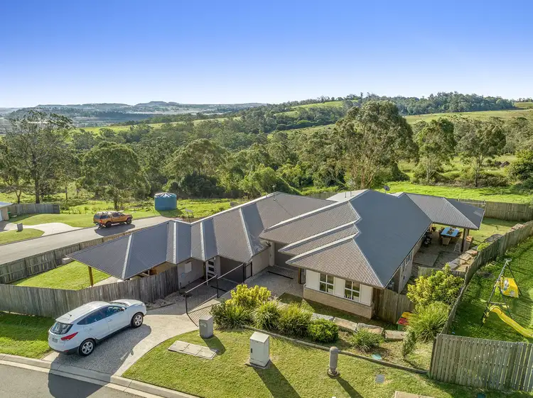 Main view of Homely unit listing, 1/3 Cassidy Terrace, Mount Kynoch QLD 4350