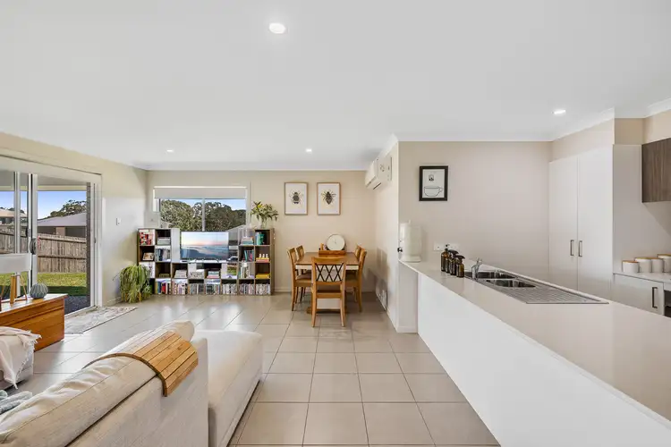 Third view of Homely unit listing, 1/3 Cassidy Terrace, Mount Kynoch QLD 4350