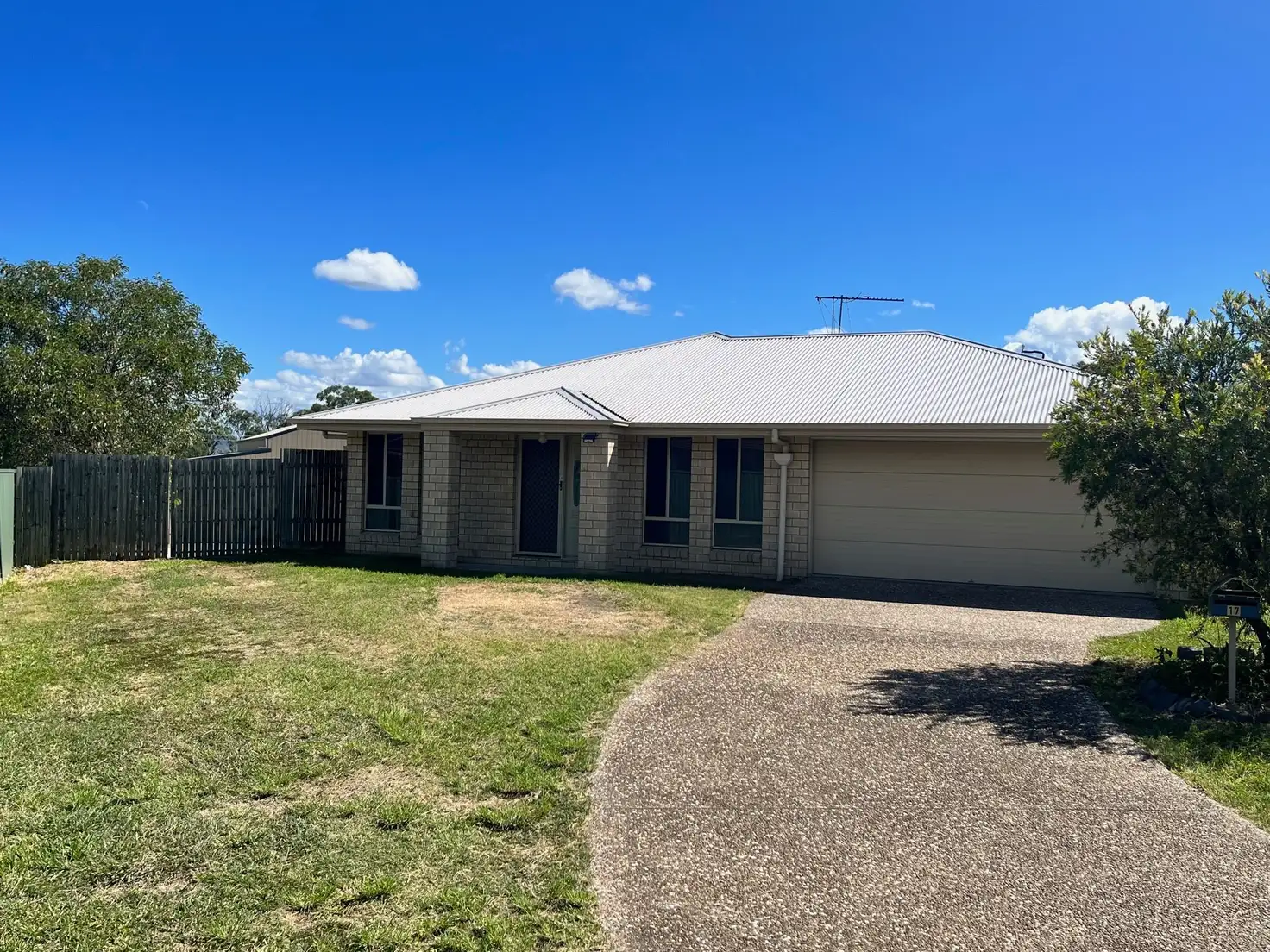 Main view of Homely house listing, 17 Kenross Close, Gleneagle QLD 4285