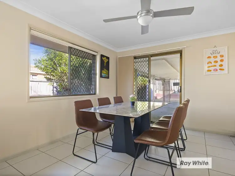 Fifth view of Homely house listing, 2 Jarrah Place, Durack QLD 4077