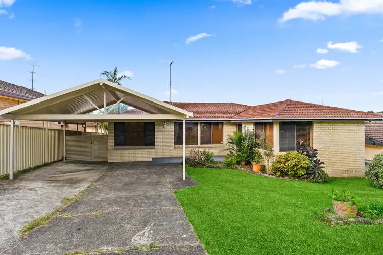 25 Loftus Drive, Barrack Heights NSW 2528