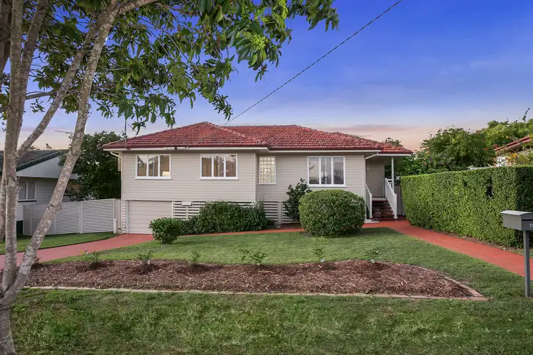 10 Besson Street, Stafford Heights QLD 4053