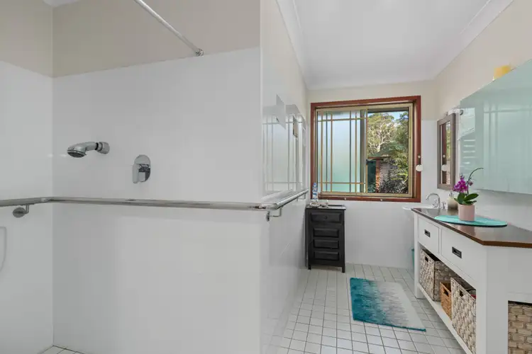 Seventh view of Homely house listing, 8 Regal Place, Bomaderry NSW 2541