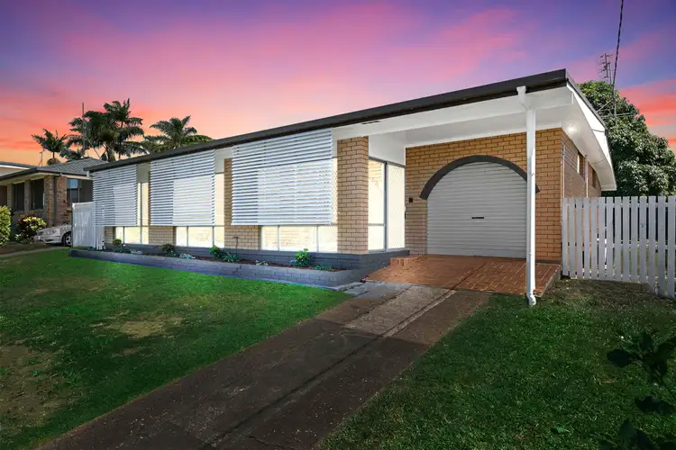 5 Barry Street