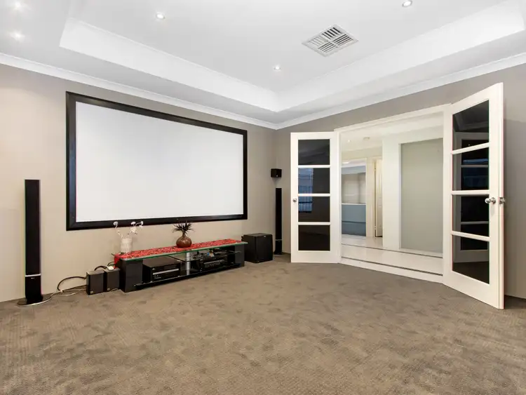 Fifth view of Homely house listing, 10 Kennedia Circuit, Baldivis WA 6171