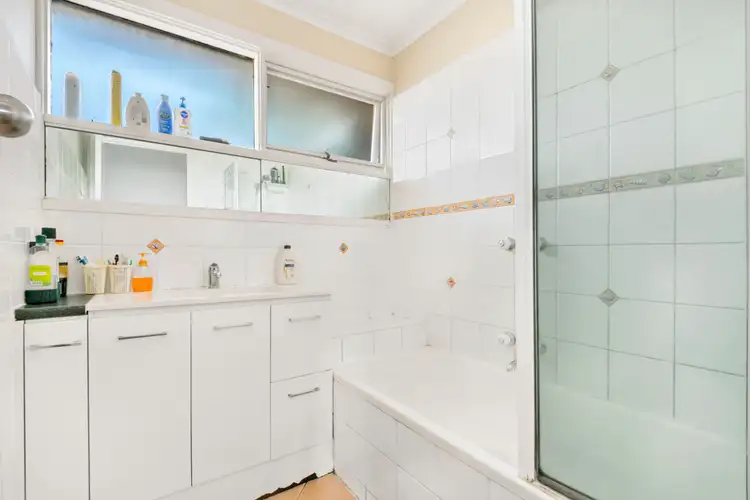 Fifth view of Homely unit listing, 2/31 Dandenong Road East, Frankston VIC 3199