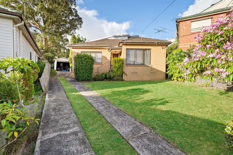 6 Leon Avenue, Roselands NSW 2196