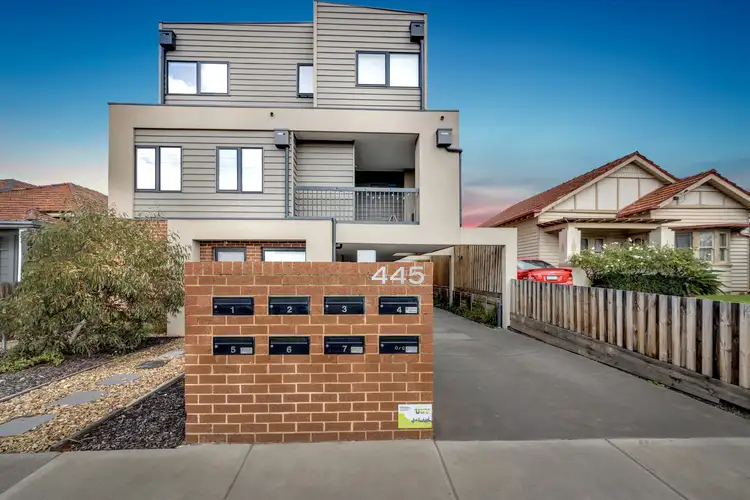 Main view of Homely unit listing, 2/445 Bell Street, Pascoe Vale South VIC 3044